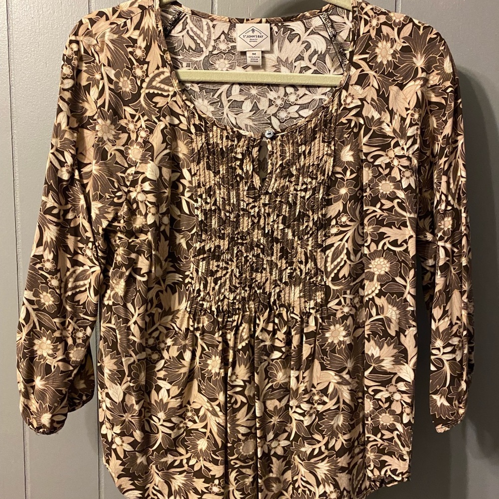 Flowy top